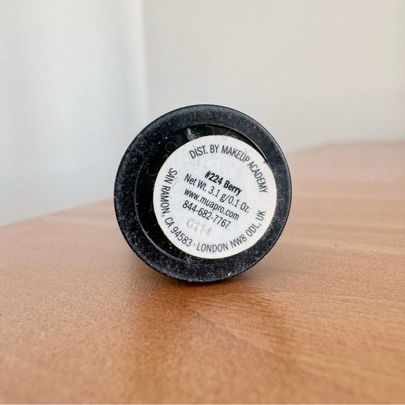 Makeup Academy #224 Berry lipstick Barbiecore - Picture 2 of 3